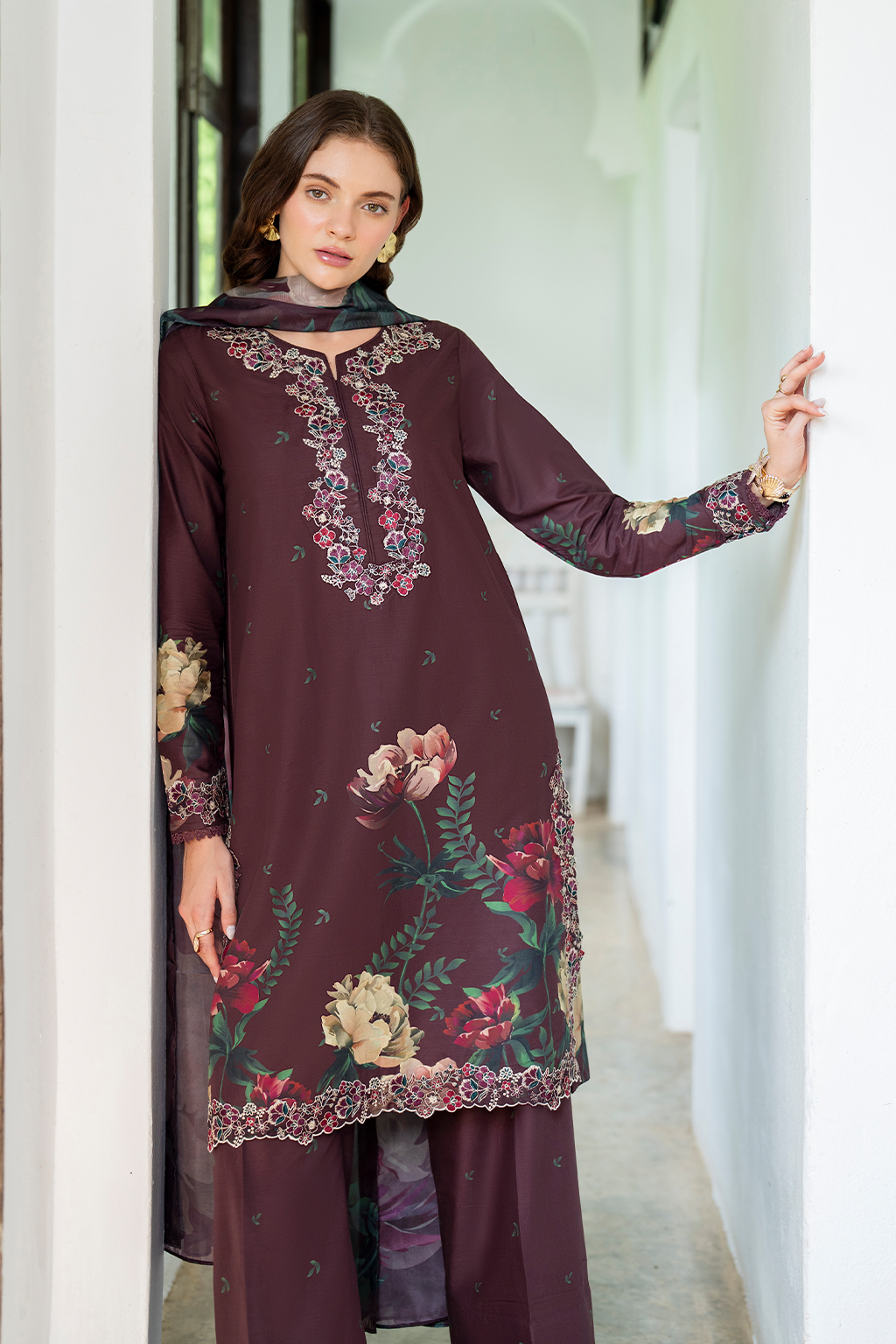 UE-494 Printed Lawn - Iznik
