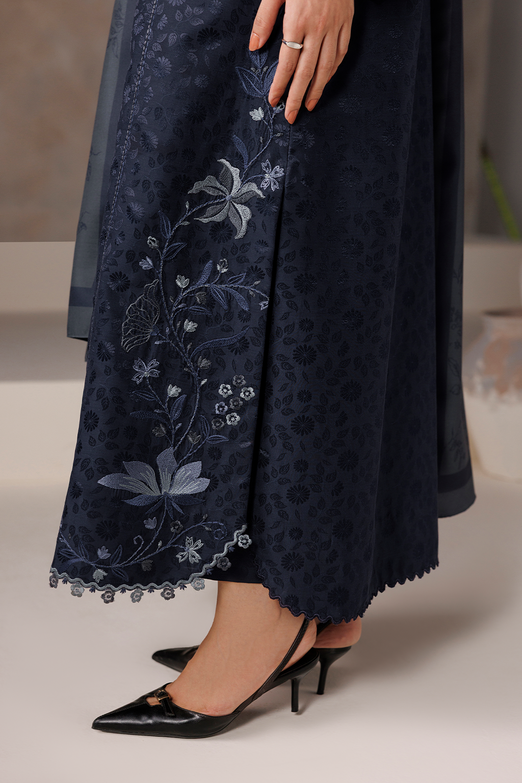 UE-742 Embroidered  Viscose Jacquard