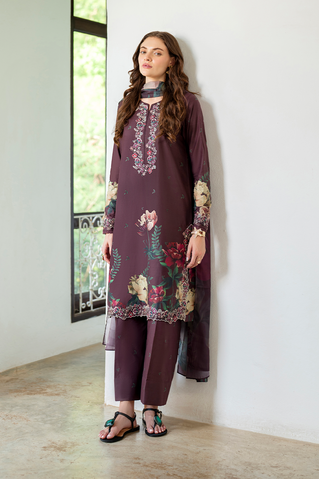 UE-494 Printed Lawn - Iznik