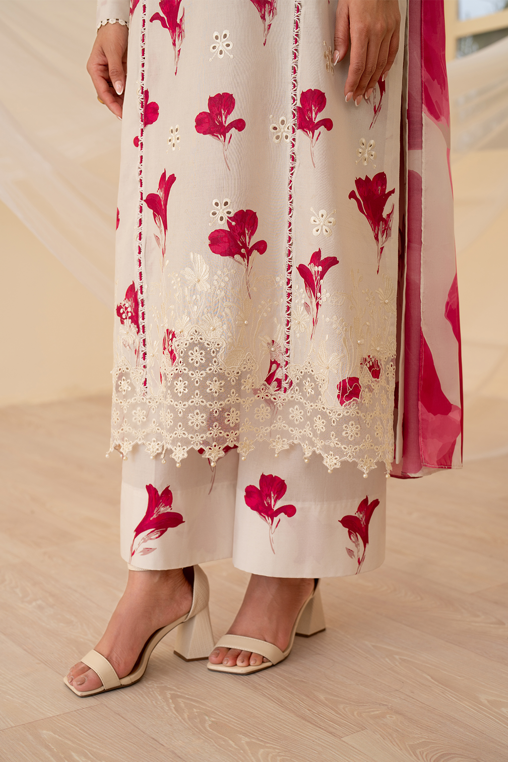 UE-443 Borer Embroidered Printed Lawn