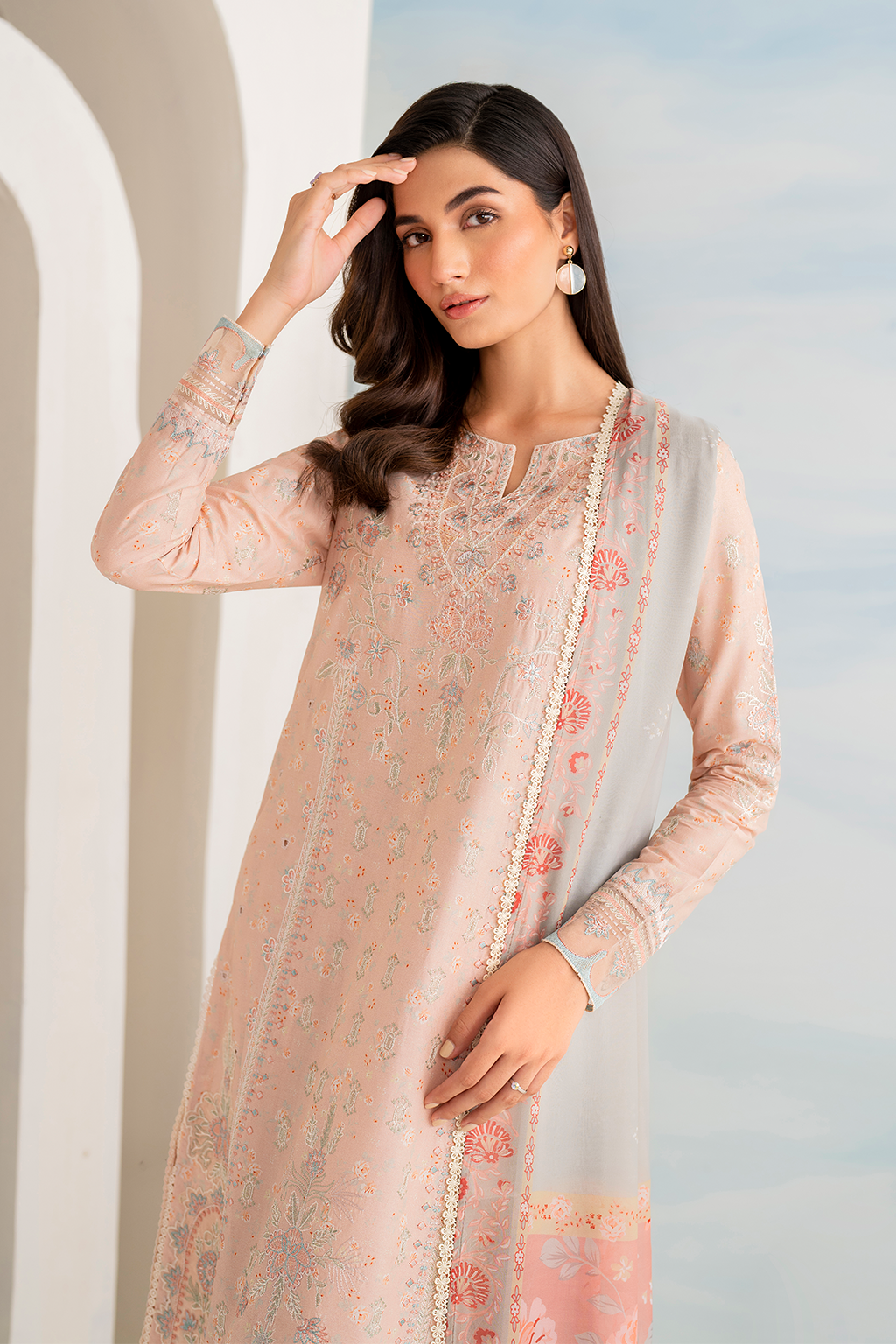 IGL-10 Embroidered Lawn - Iznik