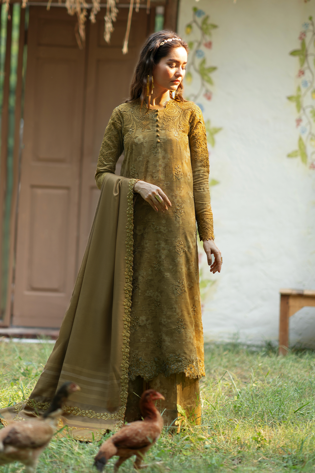 IPK-02 Embroidered Slub Khaddar - Iznik