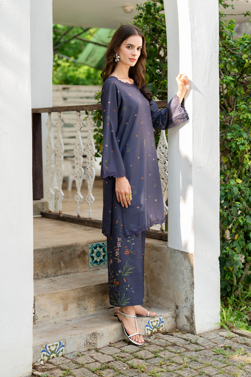 IP-309 Printed Lawn - Iznik Global