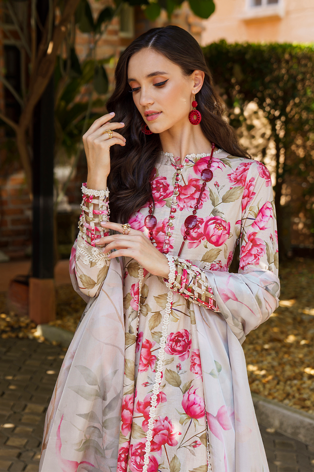 UE-210 Printed Lawn - Iznik