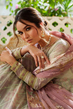 UE-542  Printed Formals