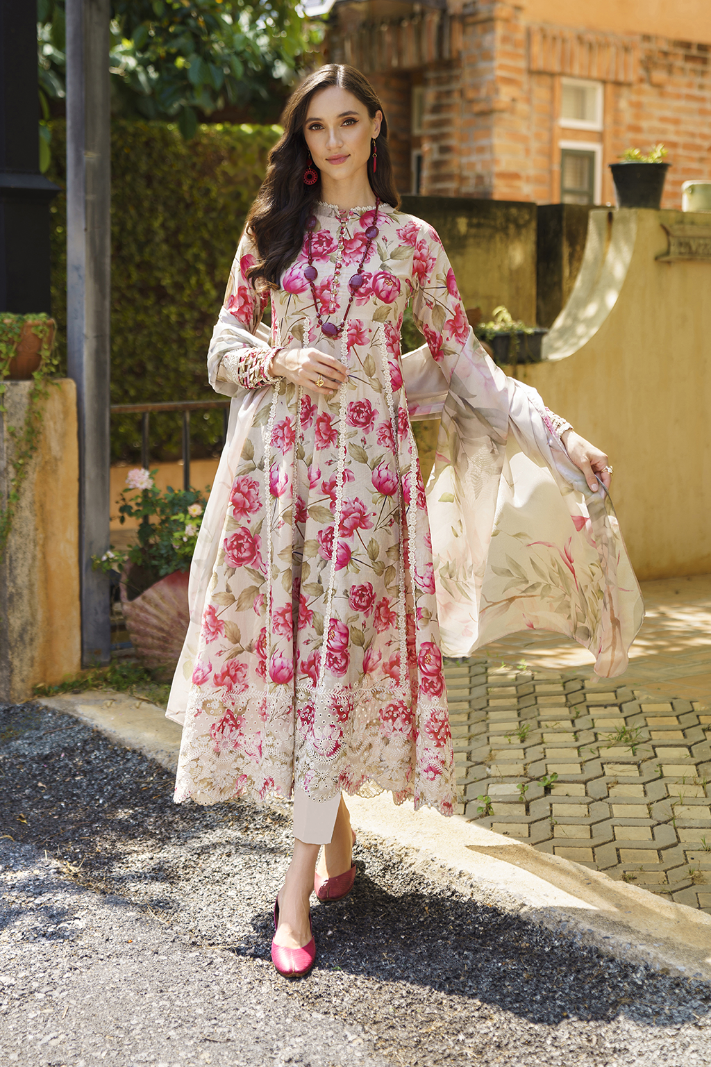 UE-210 Printed Lawn - Iznik