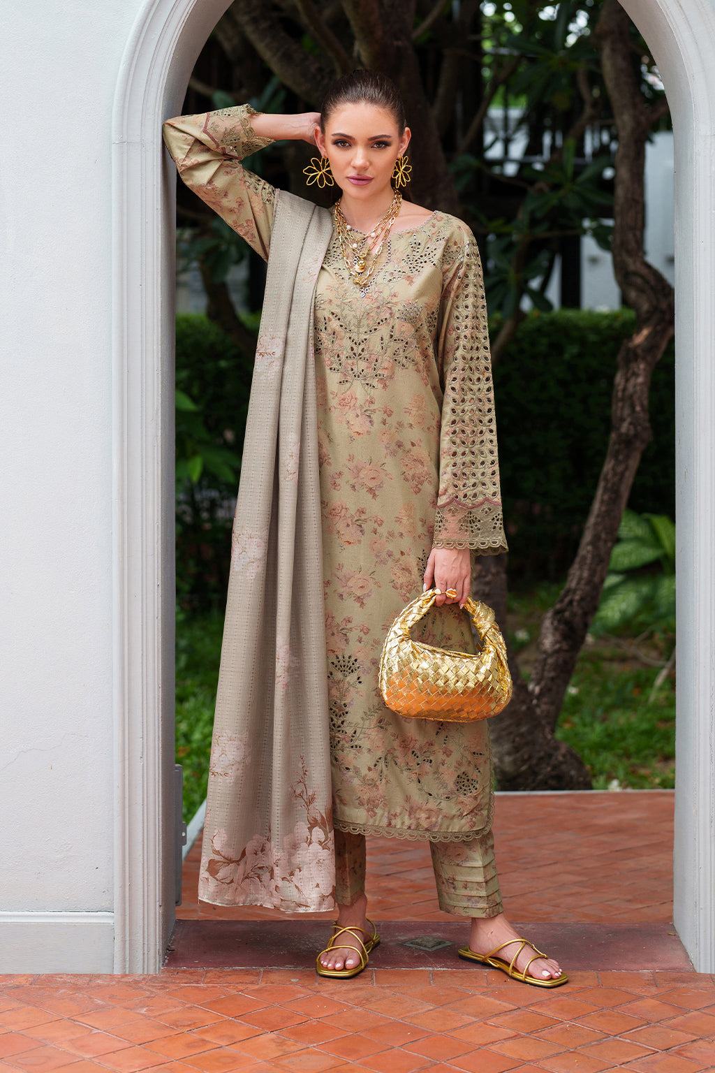 UE-502 Embroidered  Lawn Main image