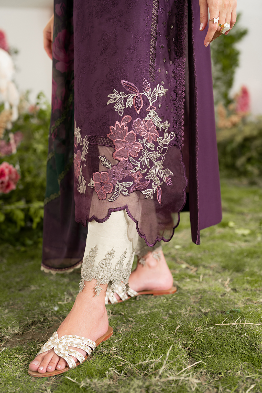 IFE-03  Embroidered Lawn