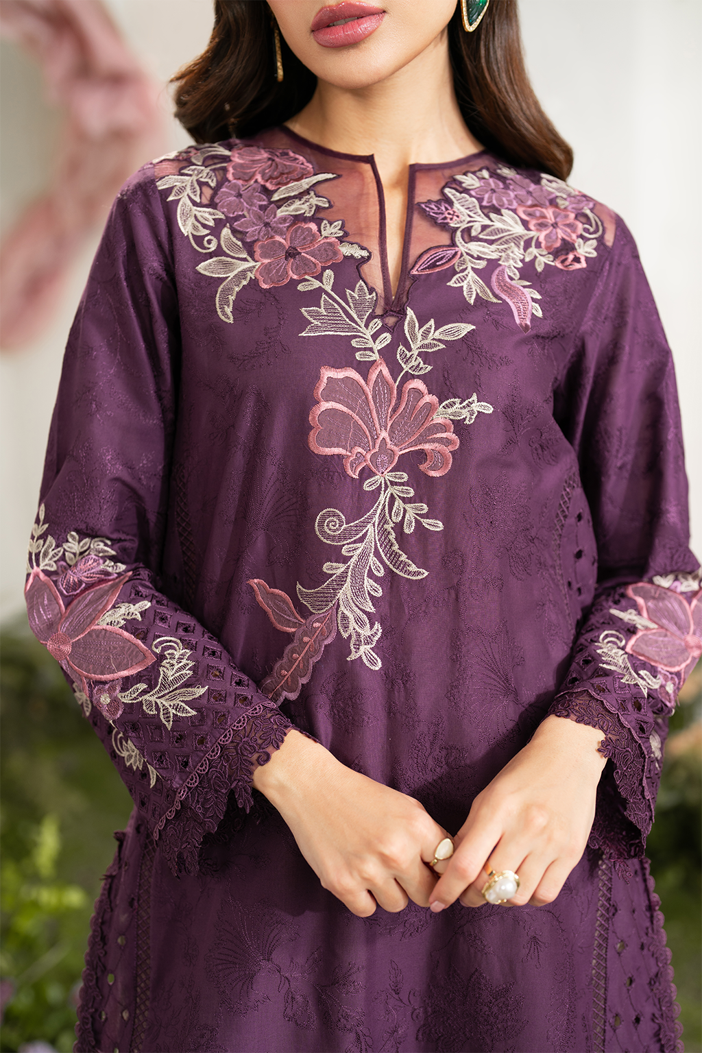 IFE-03  Embroidered Lawn