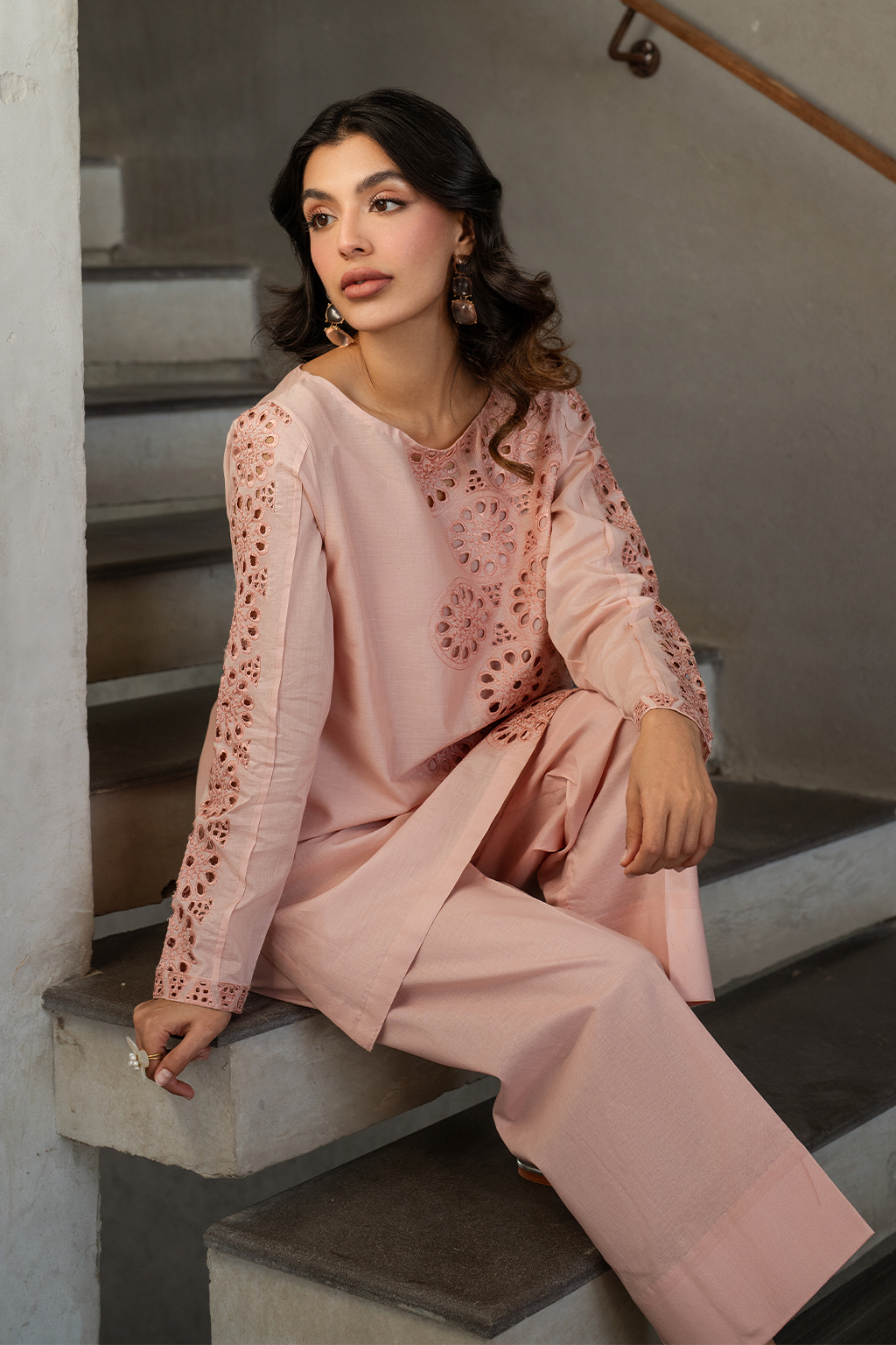 IP-269 Embroidered Lawn - Iznik