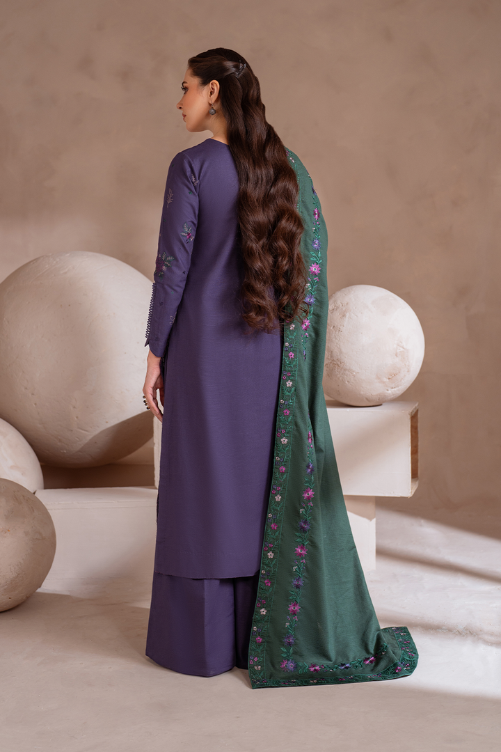 UE-366 Embroidered Khaddar - Iznik