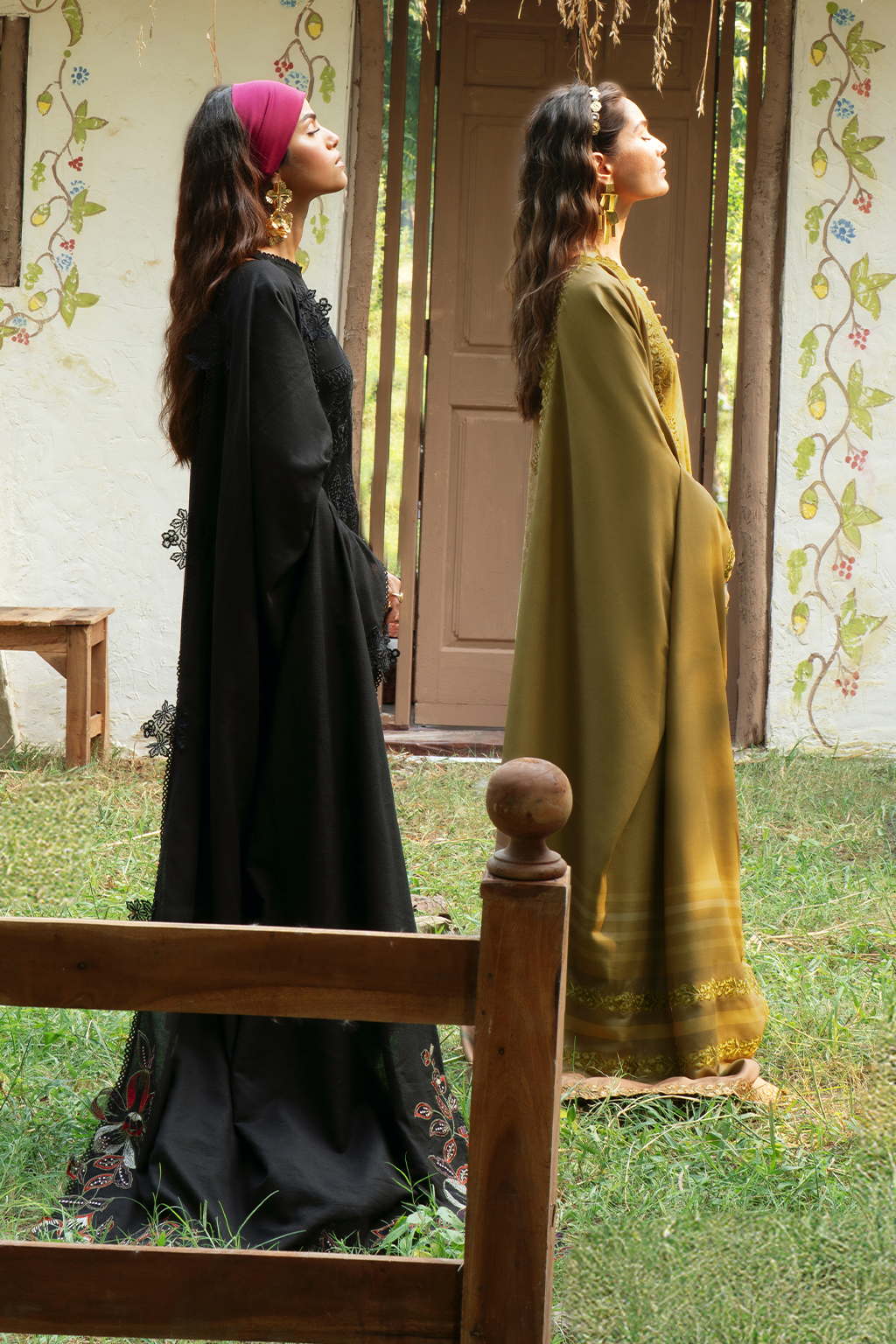 IPK-02 Embroidered Slub Khaddar - Iznik