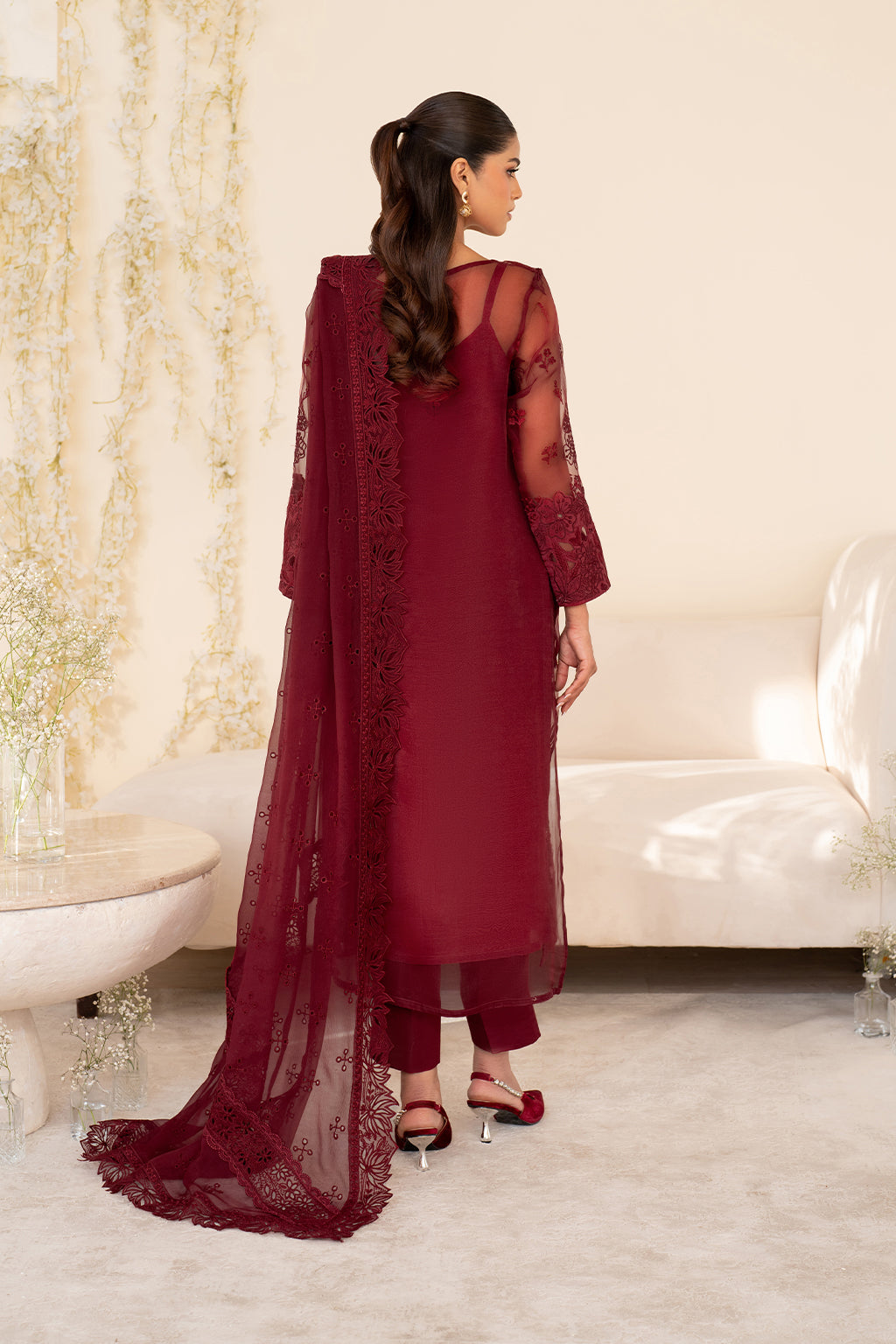 UE-438 Embroidered Pure Organza - Iznik
