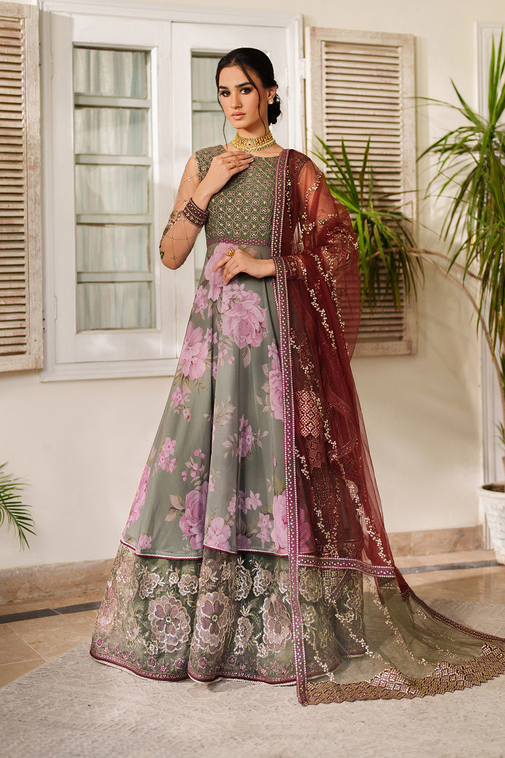 UE-541 Printed Formals