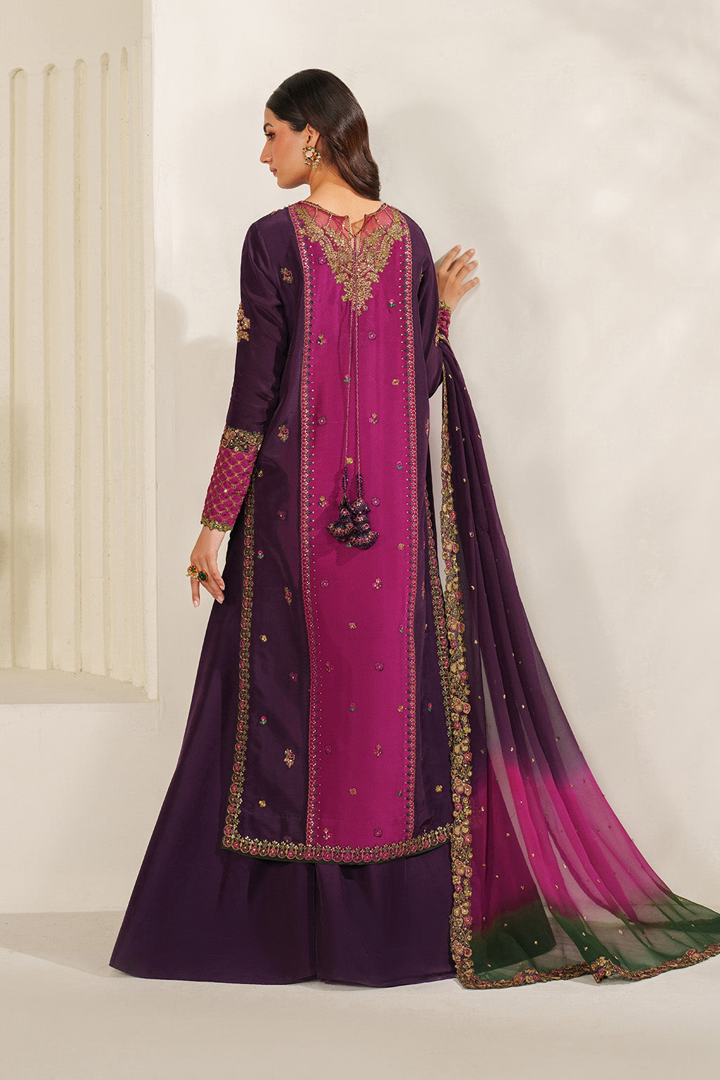UE-611  Embroidered  Ramen Silk