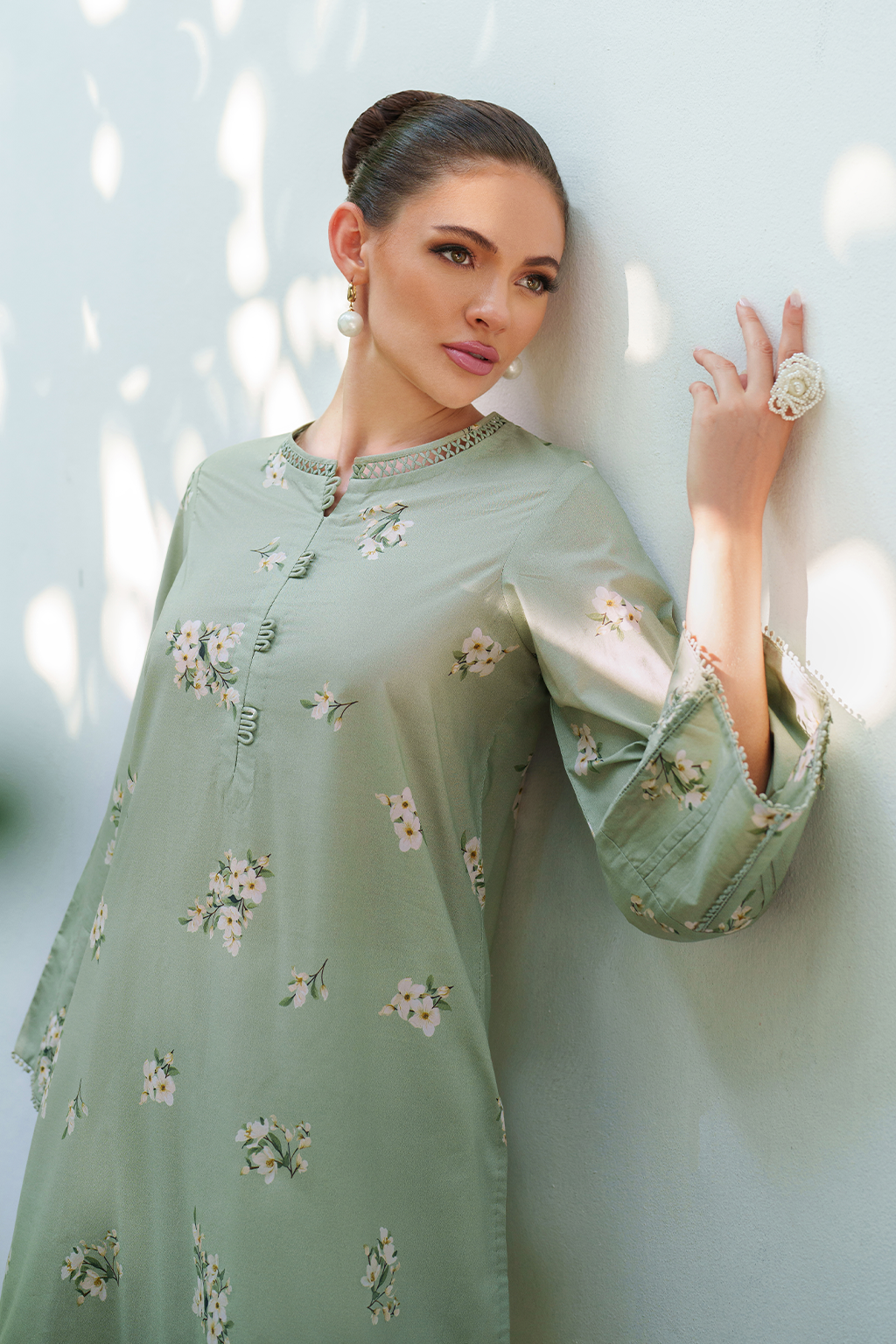 IP-312 Printed Lawn - Iznik