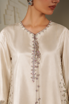 UE-620 Embroidered Ramen Silk - Iznik