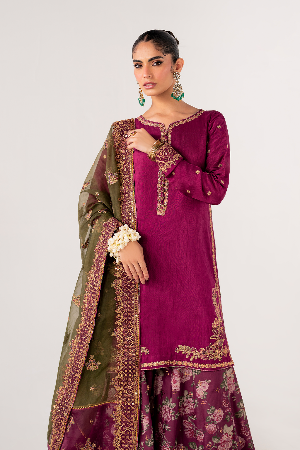 IRS-16 Embroidered Rawsilk