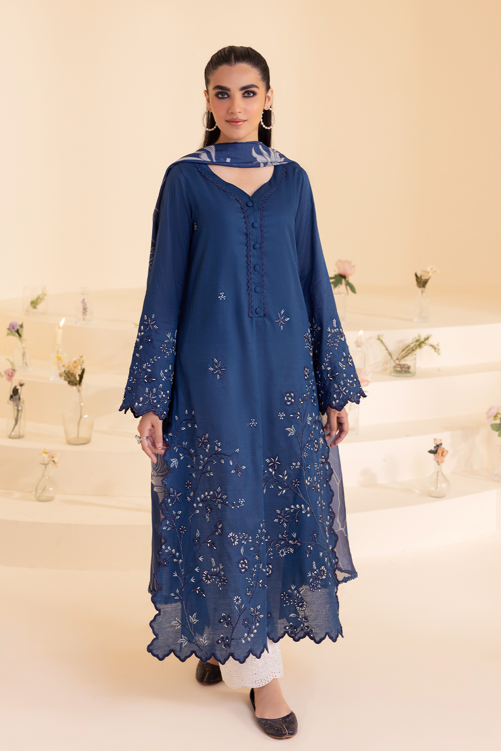 UE-260 Embroidered Lawn Secondary image