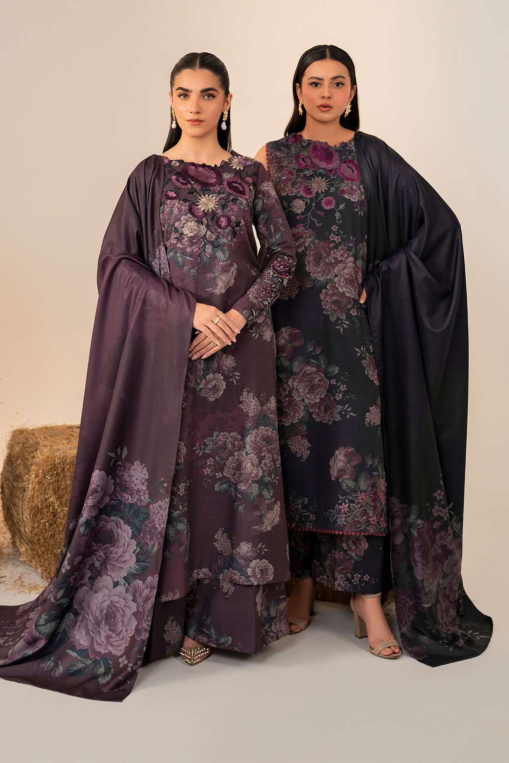 UE-353 Printed Khaddar - Iznik