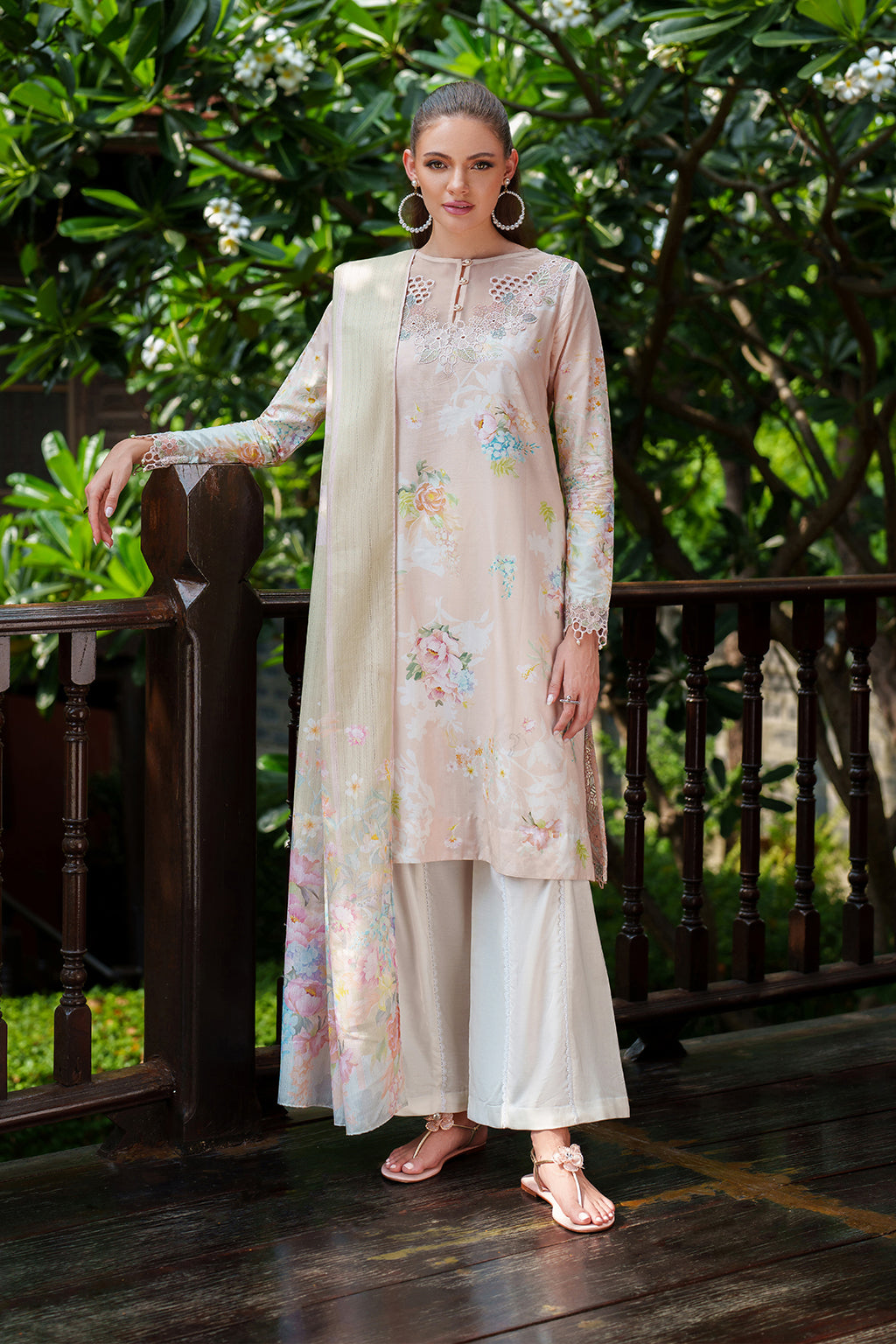 UE-506  Embroidered  Lawn Main image