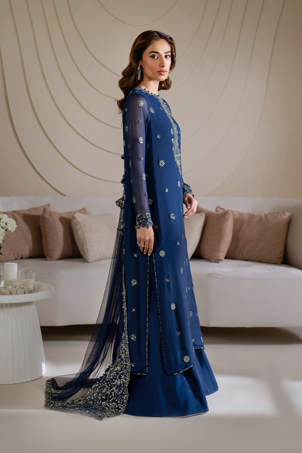 CC-60  Embroidered Net - Iznik