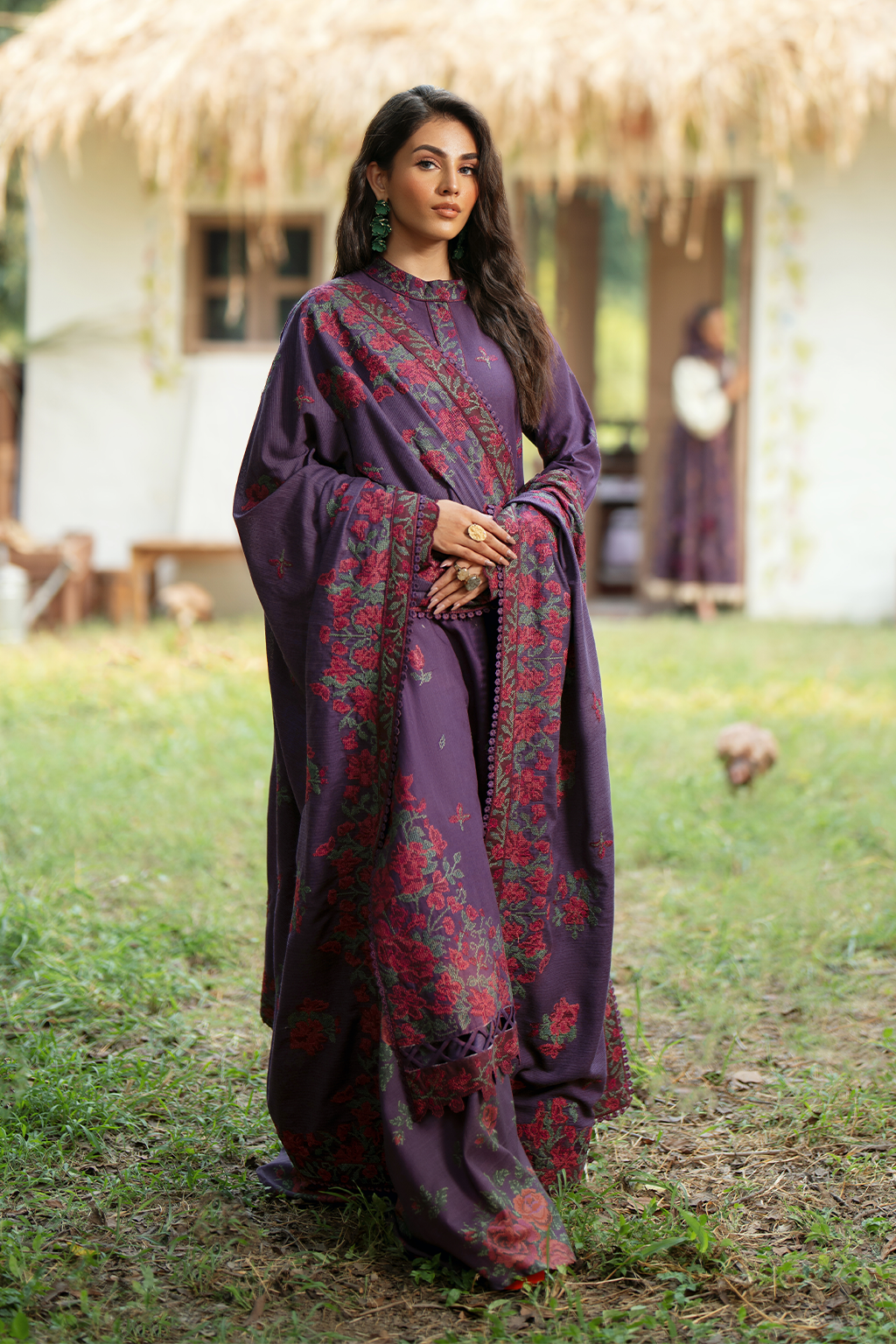 IPK-09 Embroidered Khaddar - Iznik