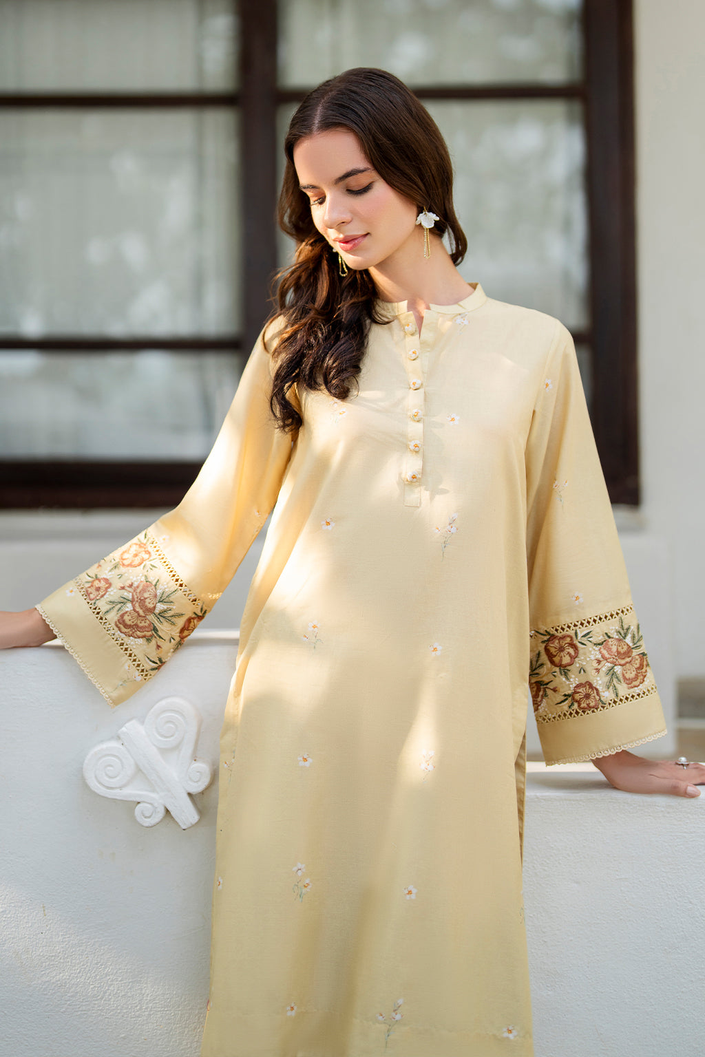 IP-310 Printed Lawn - Iznik Main image