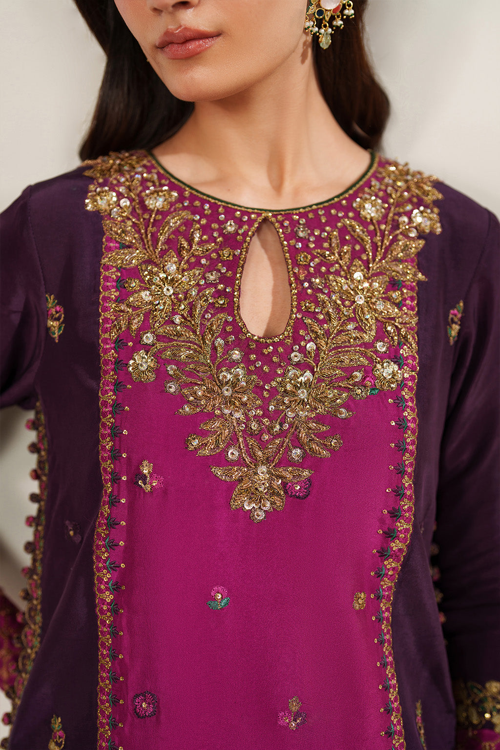 UE-611  Embroidered  Ramen Silk