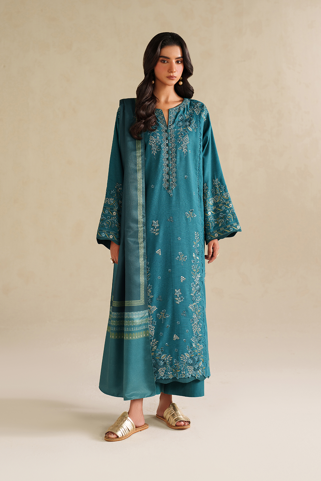 UE-587 Embroidered Khaddar Main image