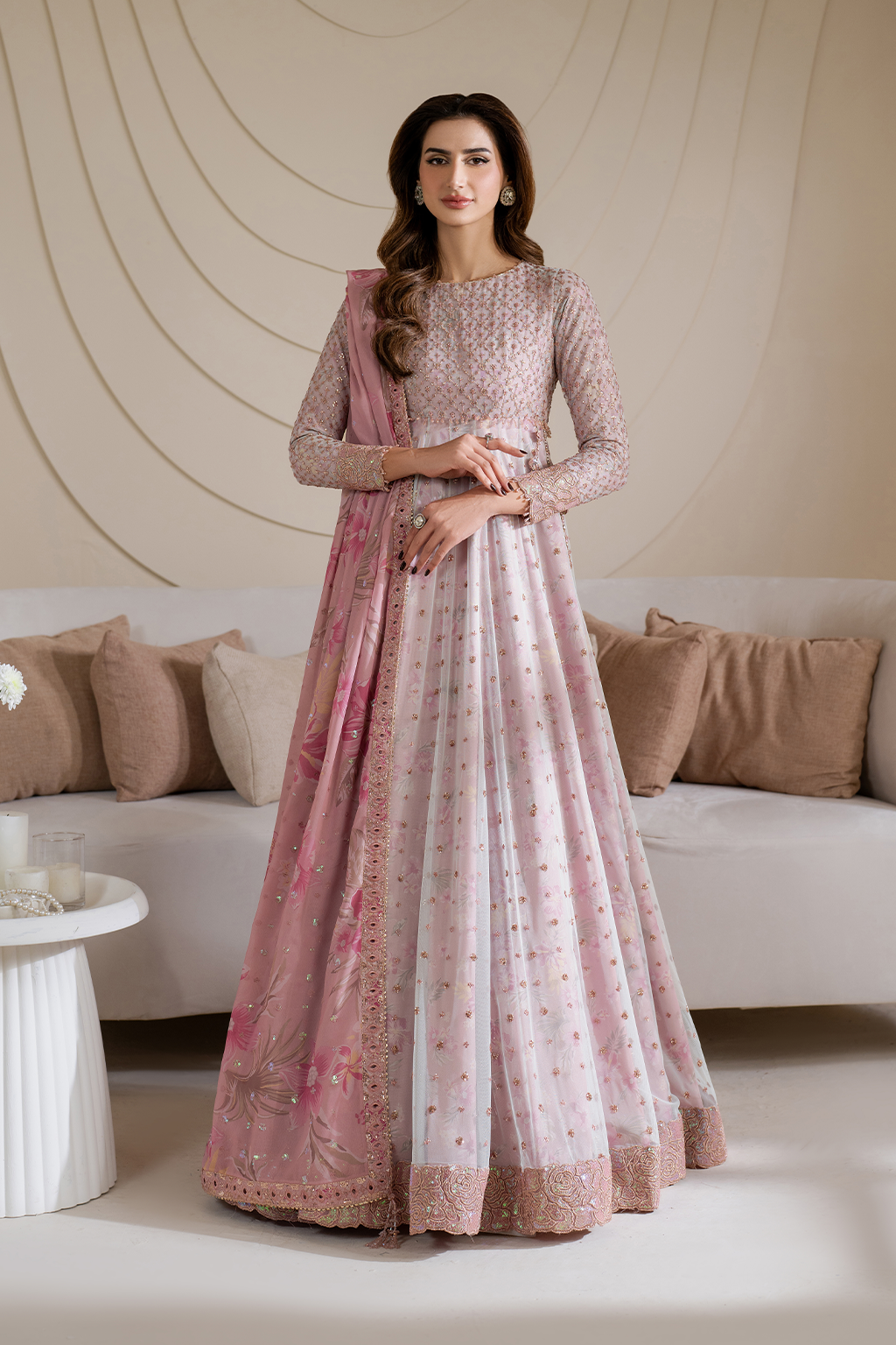 CC-64  Embroidered Net - Iznik