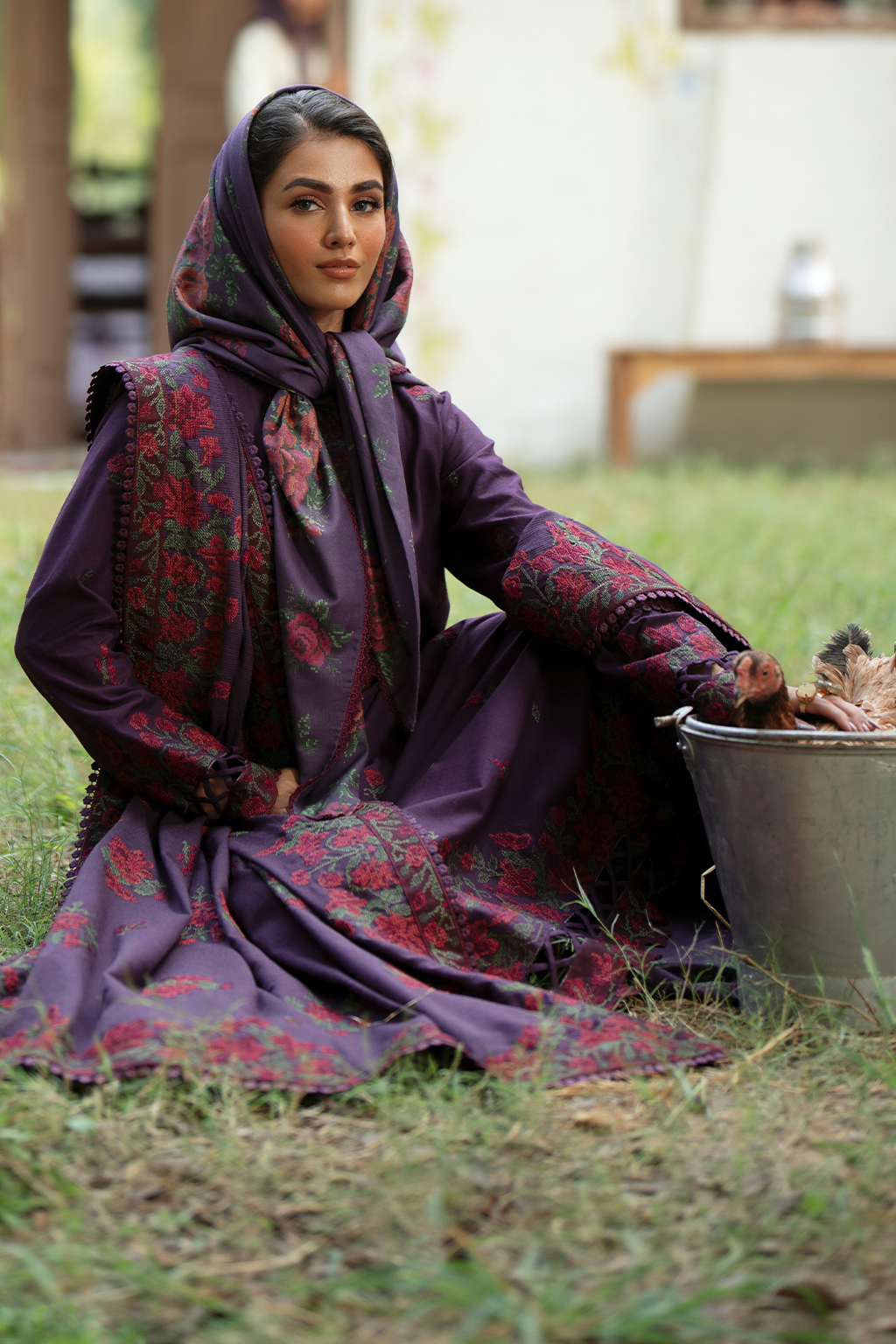 IPK-09 Embroidered Khaddar - Iznik