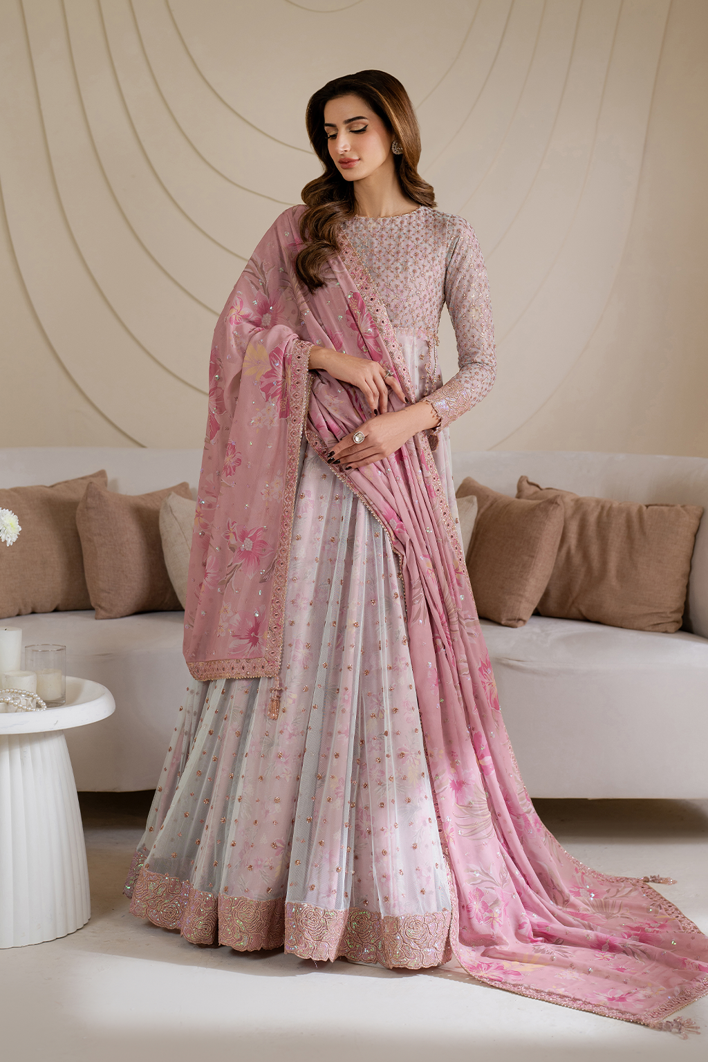CC-64  Embroidered Net - Iznik