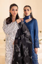 UE-261 Embroidered Lawn - Iznik