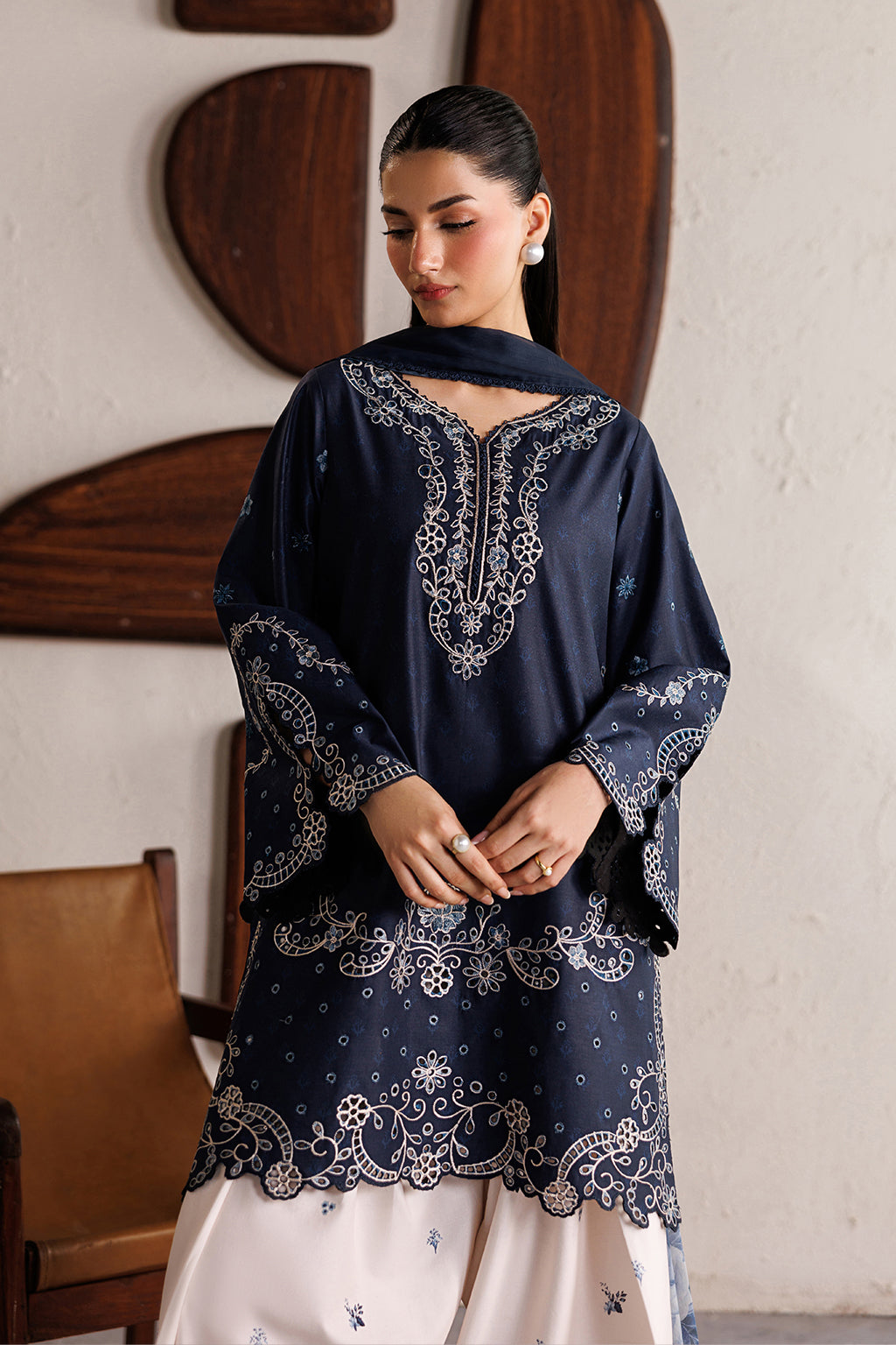 IBE-02 Embroidered Lawn