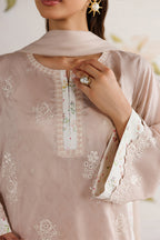 UE-687 Embroidered Lawn