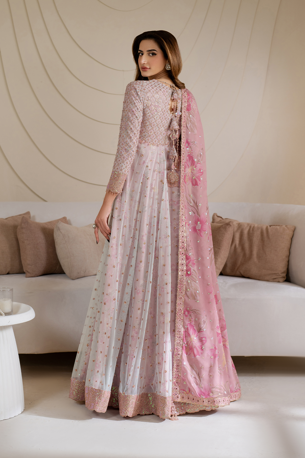 CC-64  Embroidered Net - Iznik