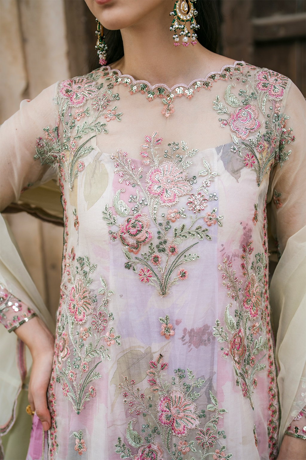 UE-320 Printed Raw Silk Secondary image