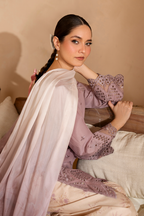 UE-470 Embroidered Lawn - Iznik
