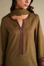 UE-573 Printed Khaddar - Iznik