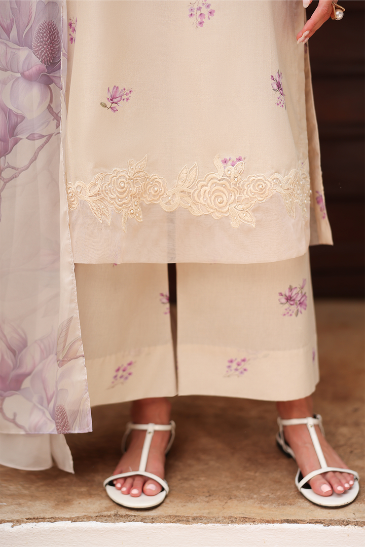 UE-492 Printed Lawn