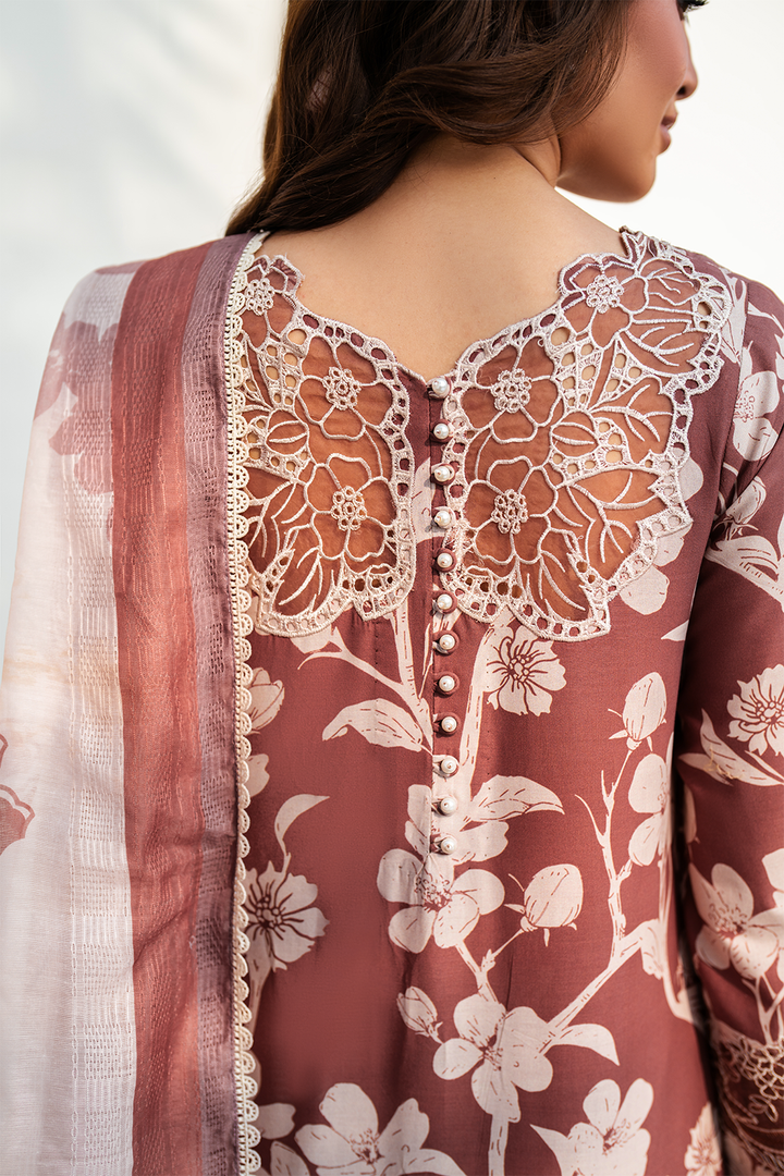 UE-386 Printed Lawn