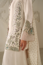 UE-620 Embroidered Ramen Silk - Iznik
