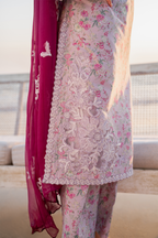 UE-403 Embroidered Lawn - Iznik