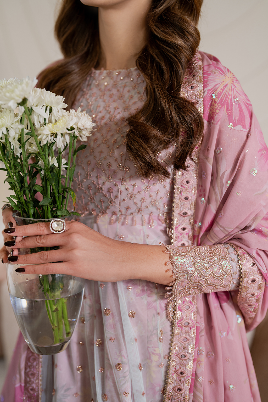 CC-64  Embroidered Net - Iznik