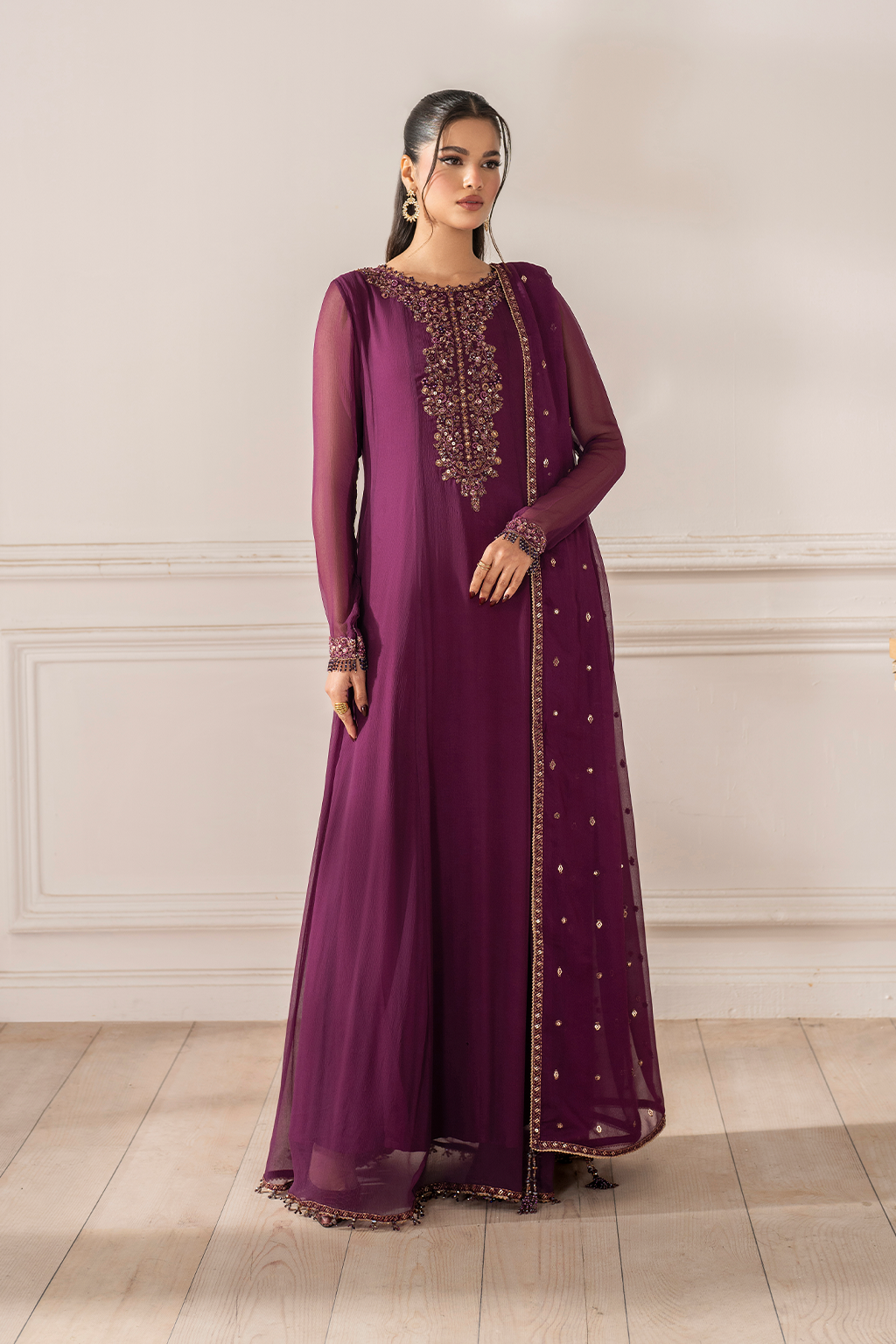 UE-480  Embroidered Chiffon - Iznik