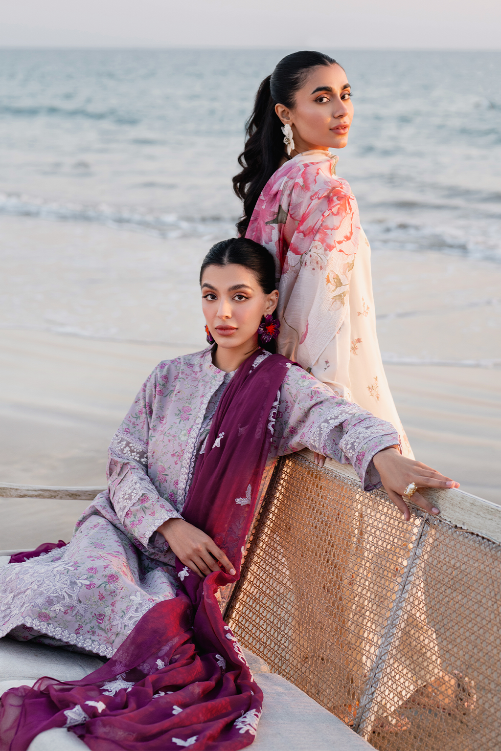 UE-378 Embroidered Lawn - Iznik