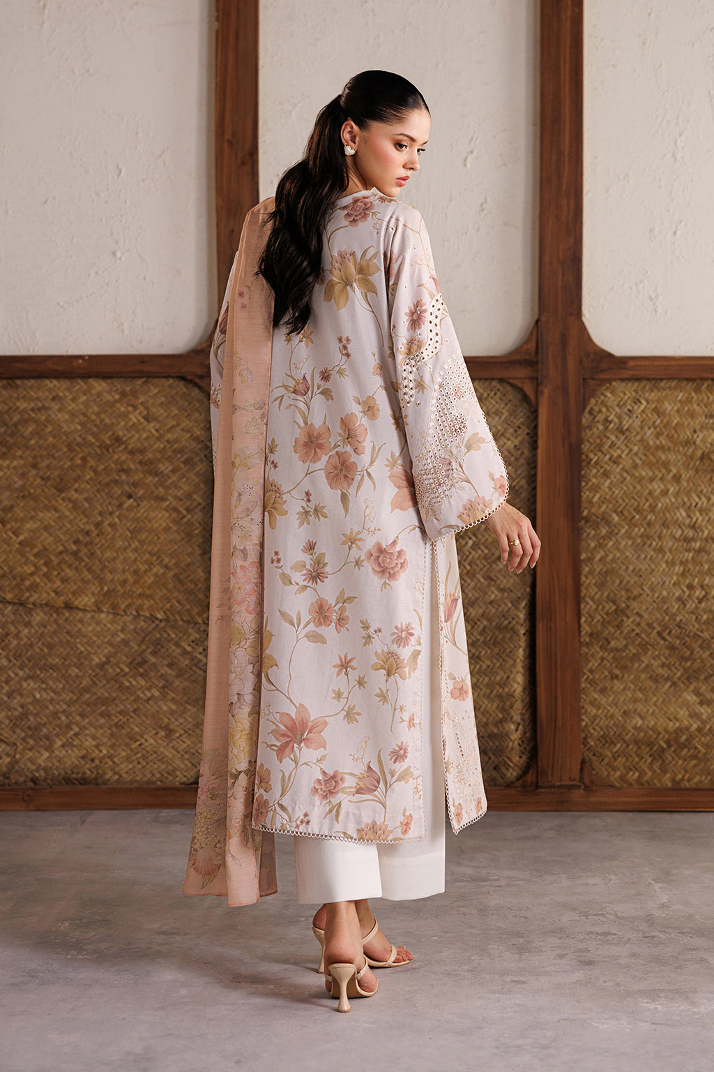 IBE-05 Embroidered Lawn