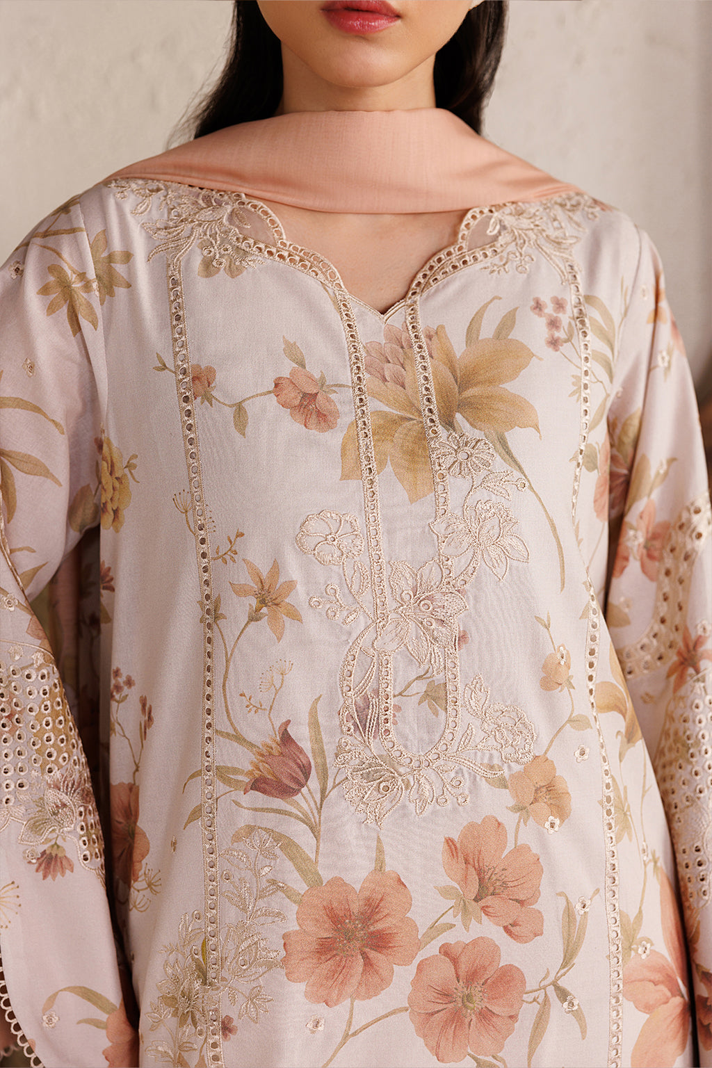 IBE-05 Embroidered Lawn