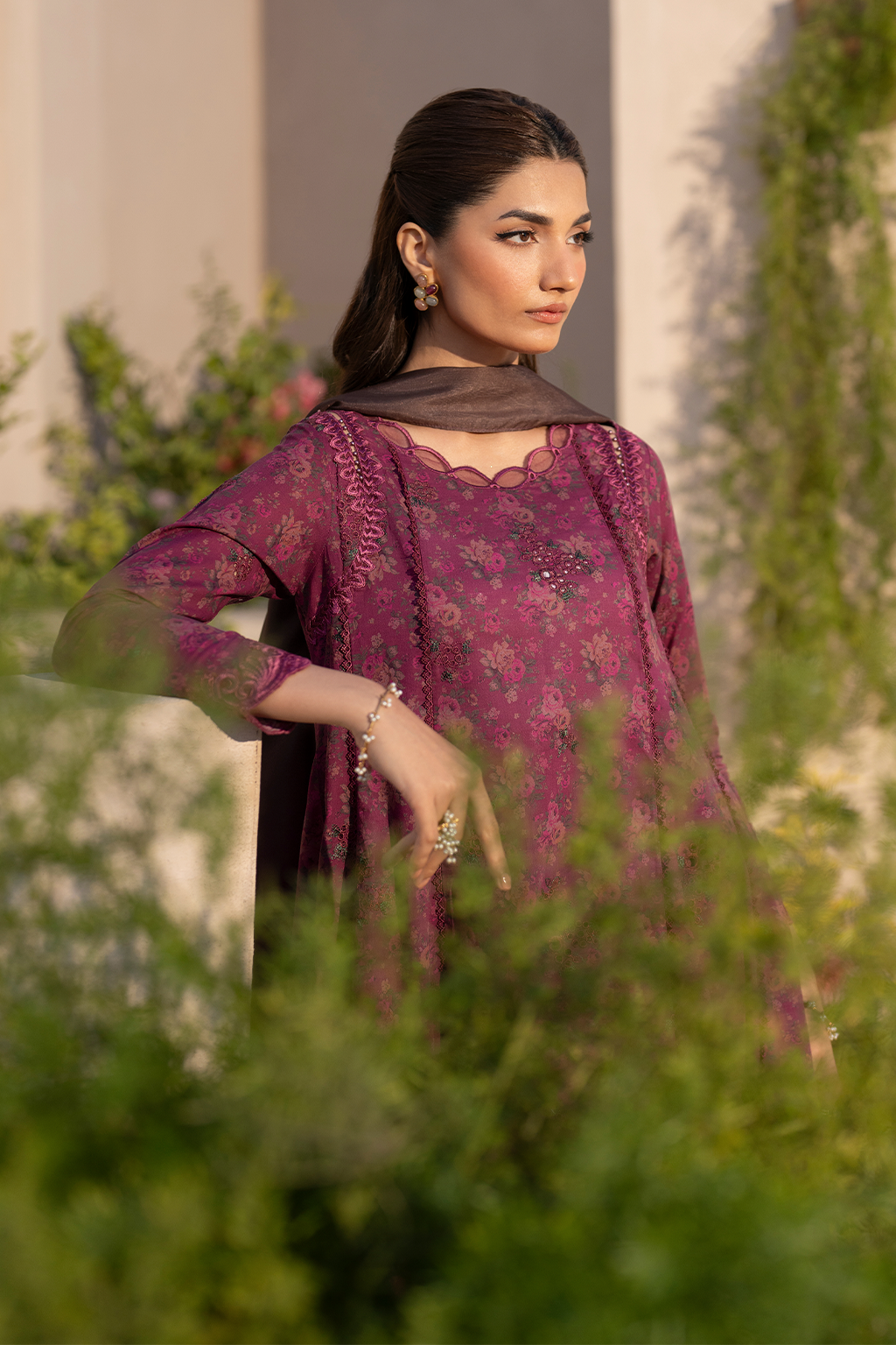 EFL-09 Embroidered Lawn